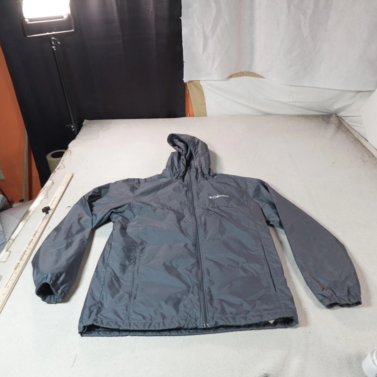 Columbia Jacket Mens Medium Gray Hooded Nylon Insulated Windbreaker Outdoor Coat