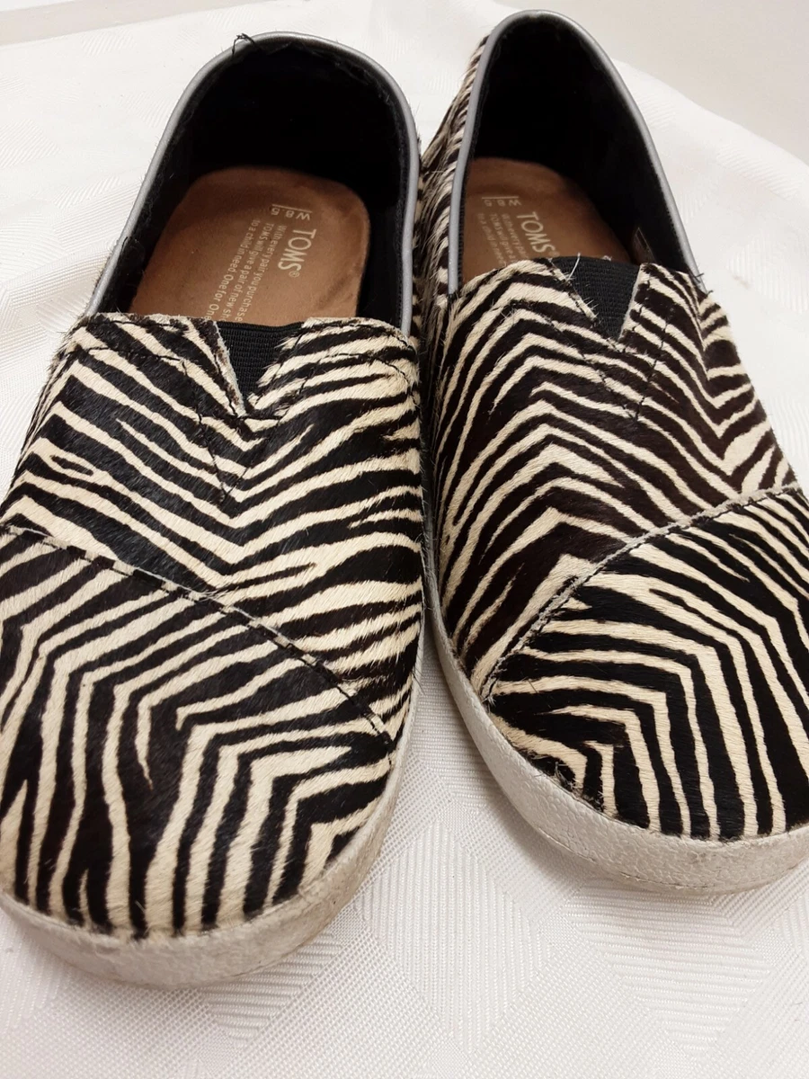 Toms Womens Size 8.5 W Zebra Print Faux Animal Hair Casual Slip On