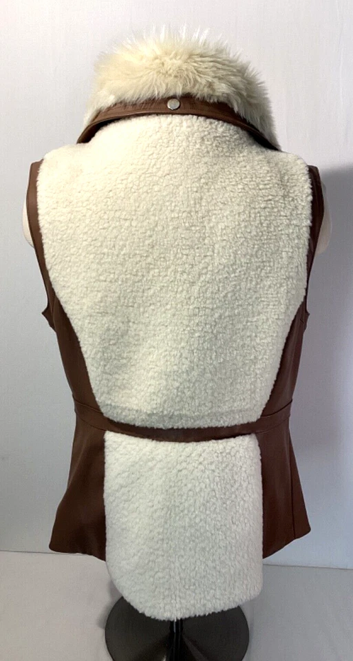 G.I.L.I. Size 12 Women’s Winter Vest  Double Slide Zipper Faux Fur White/ Brown - Image 4 of 4