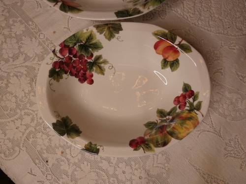 Pair Royal Doulton Everyday Vintage Grape Oval Serving Bowls - 第 2/9 張圖片