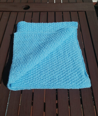 Babydecke handgestrickt, mit Perlmuster, Kuscheldecke