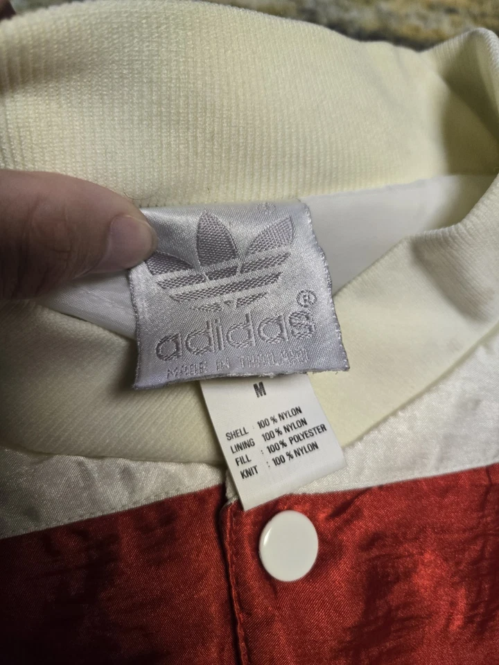 Винтажная атласная куртка-бомбер Adidas 80-е - Изображение 4 из 4