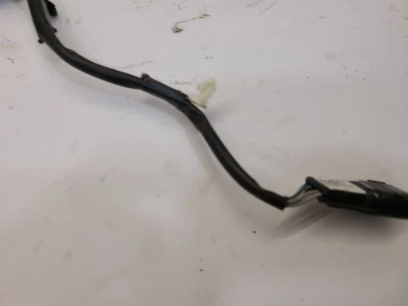 13 14 LINCOLN MKZ Front Passenger RH Seat Belt Buckle OEM - Image 4 of 4
