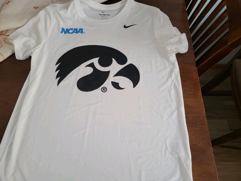 Iowa Hawkeyes Polo Shirt White W/ Black Emblem Nike Dri-Fit Womens Large Great