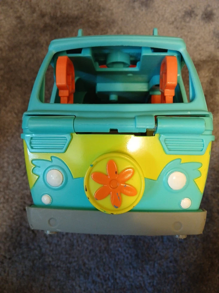 Scooby-Doo Mystery Machine 2017 Mattel con 2 Scooby, 1 peludo y 3 monstruos Foto 3 de 4