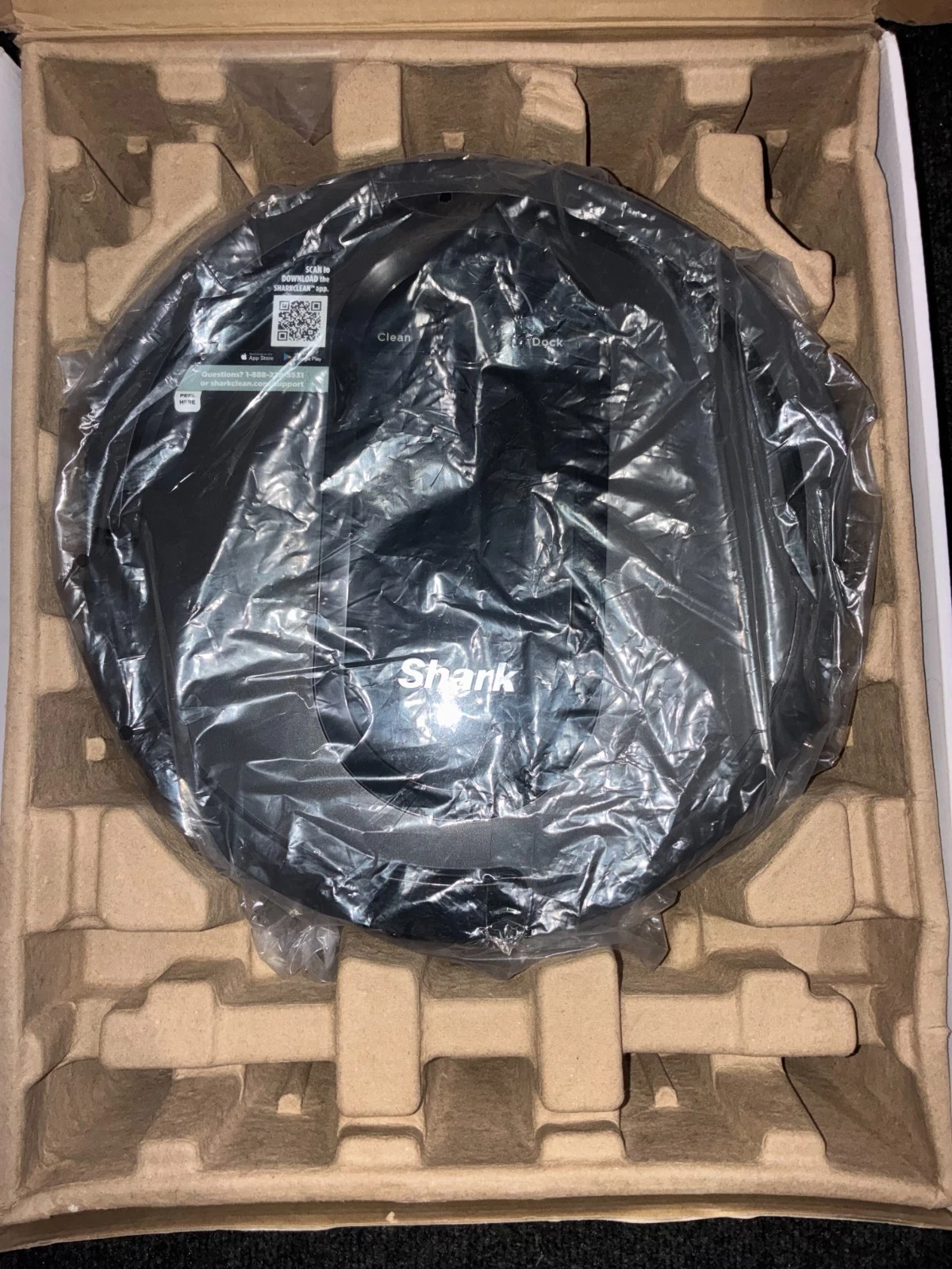 Shark IQ Robotic Vacuum Cleaner Black AV1002AE MR