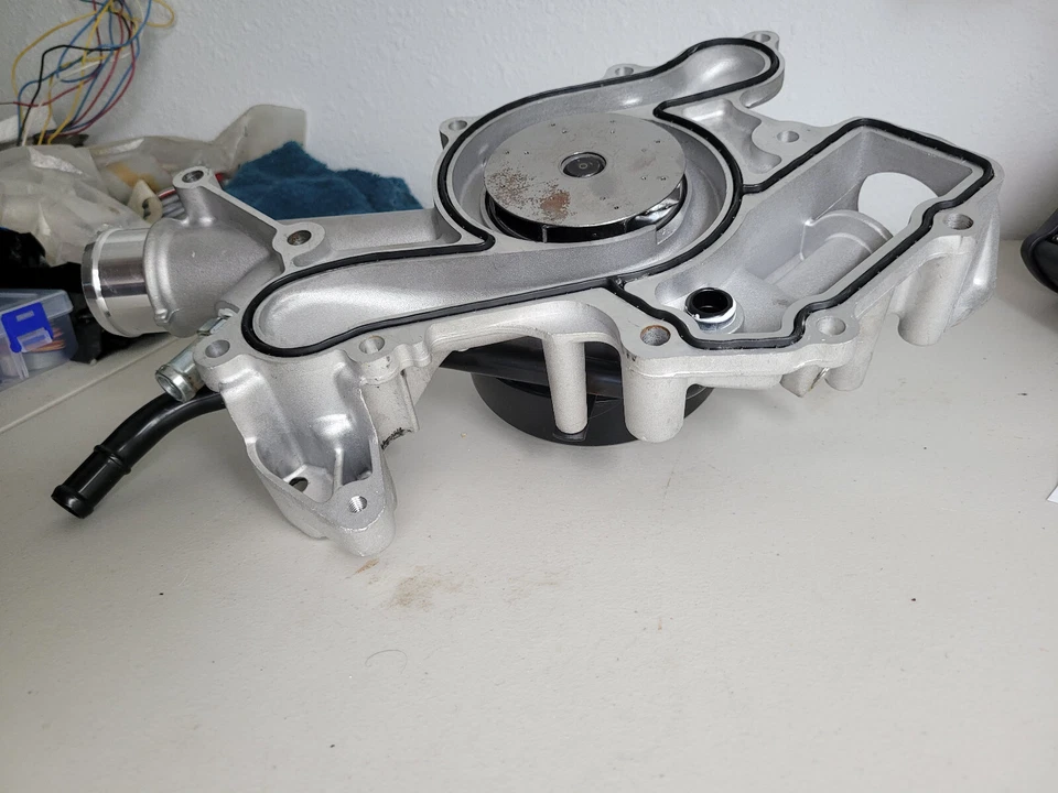 For Dodge Ram 2500 2003-2008 USMW Professional Series US7168 Engine Water Pump - Image 3 of 4