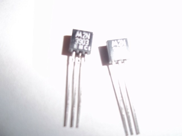 MOTOROLA 2N3903 & 2N3905 50 pieces of each or 100 pieces total | eBay