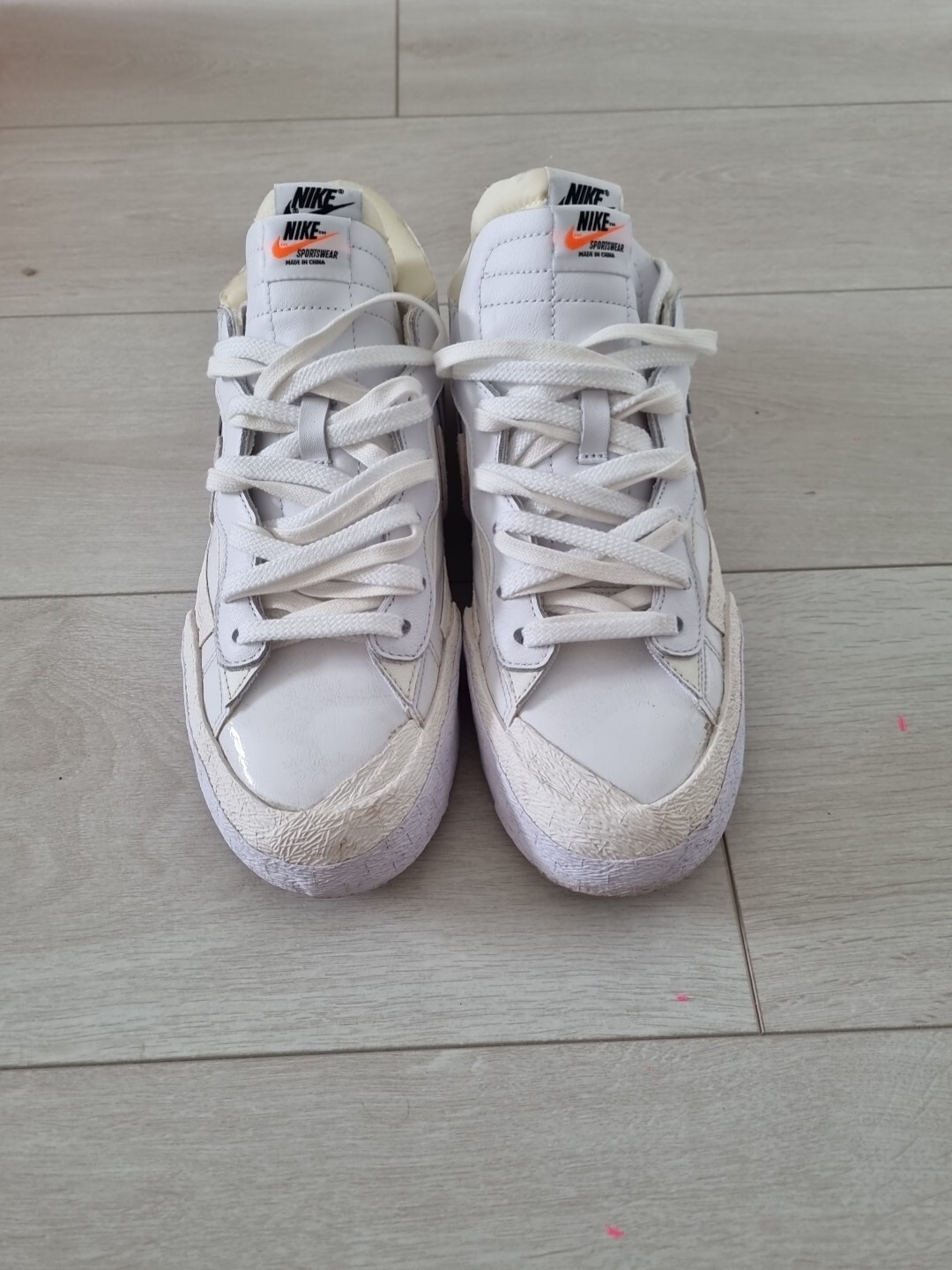 SACAI X NIKE Blazer basso Nike X Sacai bianco taglia Uk9 5