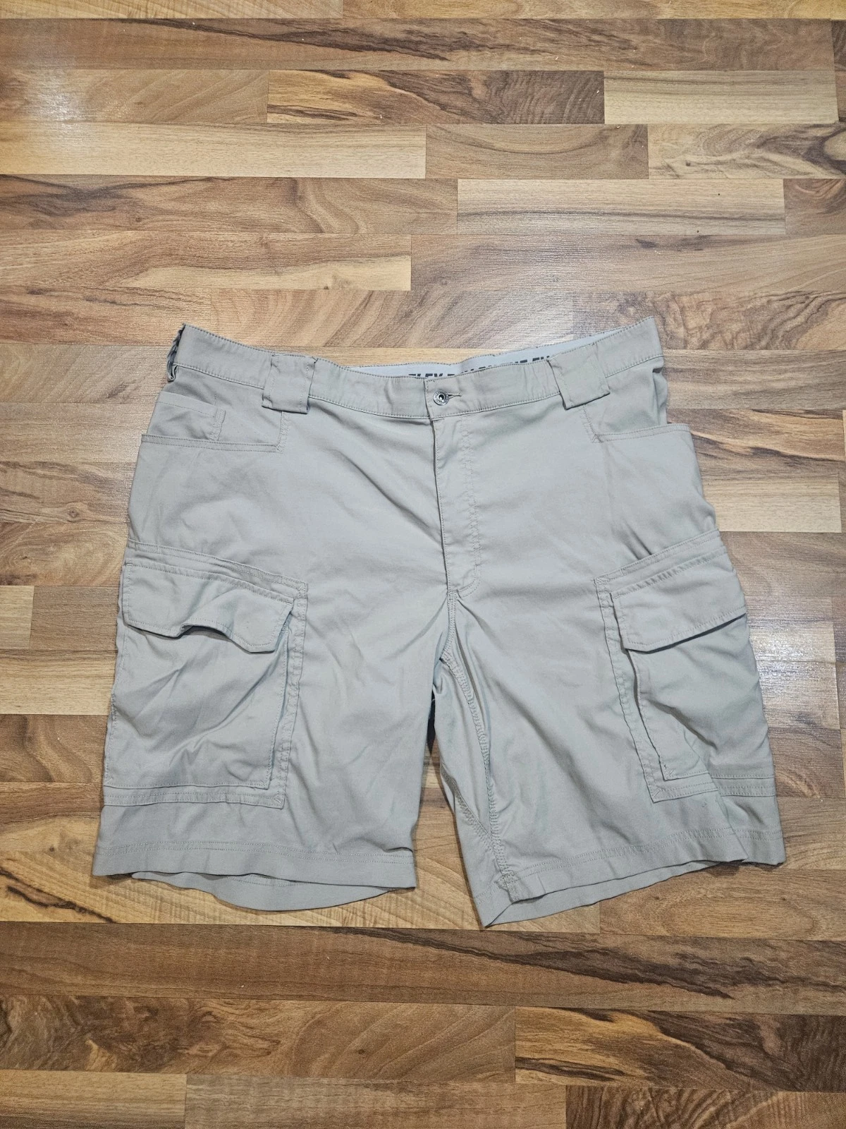 Duluth Trading Flex Dry On The Fly Cargo Shorts 44 Relaxed Fit 11" Inseam