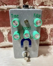 Magnetron Delay based on the Keely Magnetic Echo