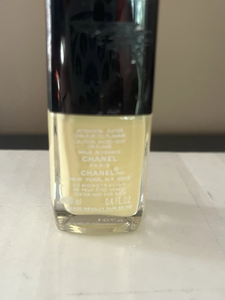 Esmalte CHANEL le Vernis Longwear 0,4 fl oz #915 Riviera - Imagem 2 de 3