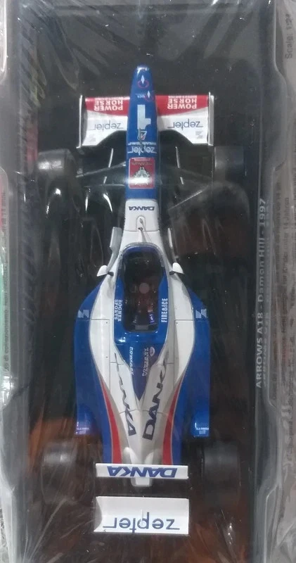 Leggendarie auto da corsa F1 ARROWS A18 di Damon Hill del 1997 in scala 1:24 - Immagine 2 di 4