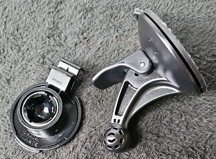 Garmin nuvi 52 LM GPS Essential Series Navigation 5" Touchscreen New In Box. - Image 3 of 4