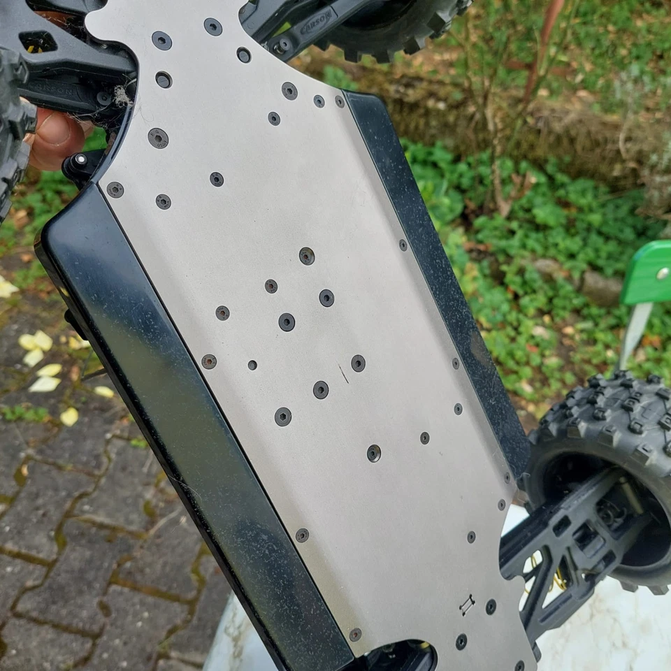 Akuma Buggyumbau auf Truggy 1:8 mit Carson Fernsteuerung - Bild 4 von 4