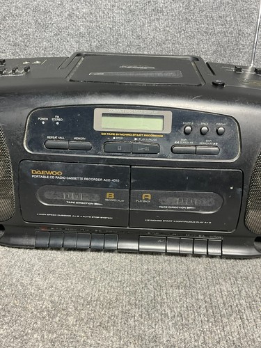 Daewoo ACD-4310 Portable CD Radio Cassette Recorder in Black – For Parts Only * - Picture 5 of 18