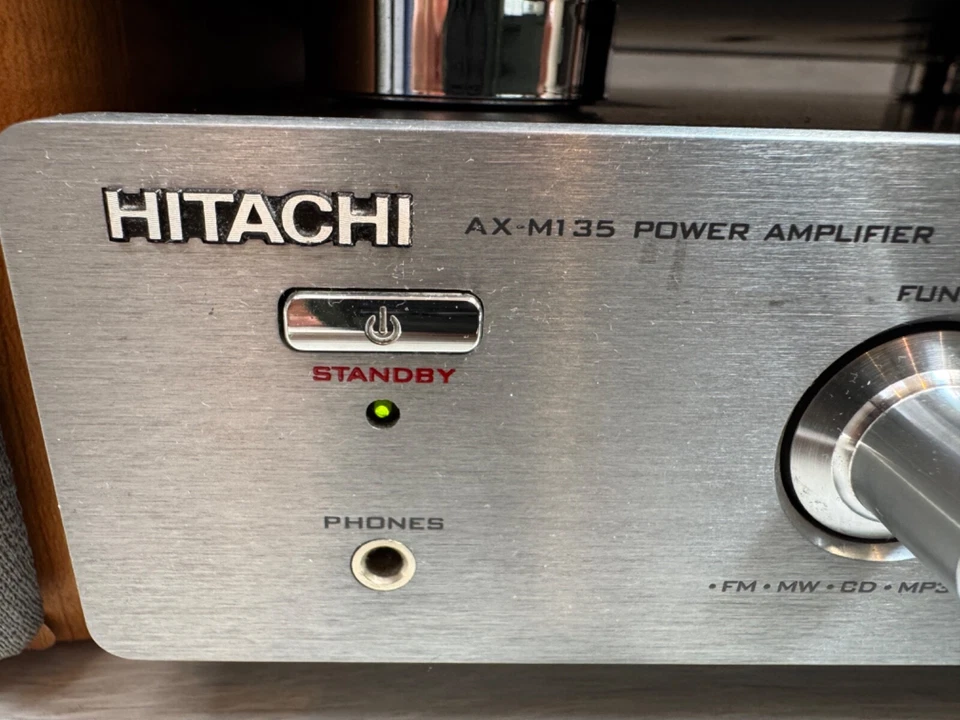 HITACHI AX-M135 DIGITAL HOME ENTERTAINMENT SYSTEM - Image 4 of 4