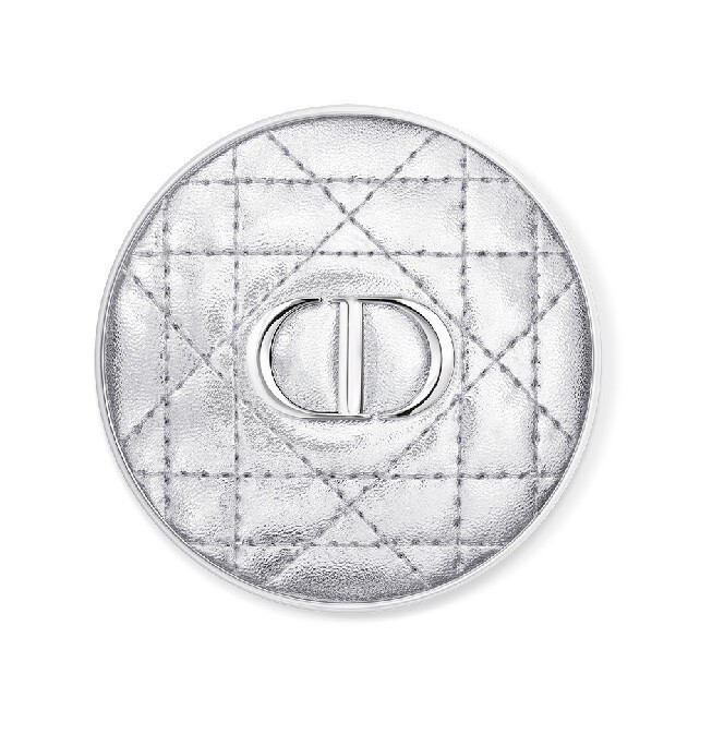 DIOR NEW FOREVER CUSHION CASE AND REFILL SILVER VINYL CANNAJE GLOW