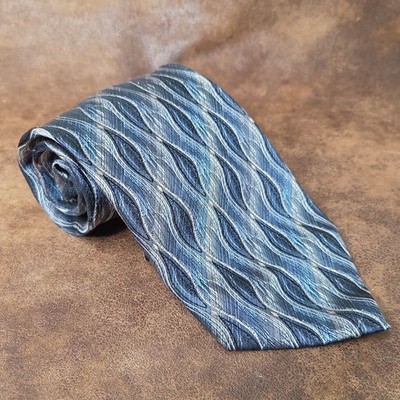 Renzo Ferrara Men's Neck Tie Blue Waves 100% Silk