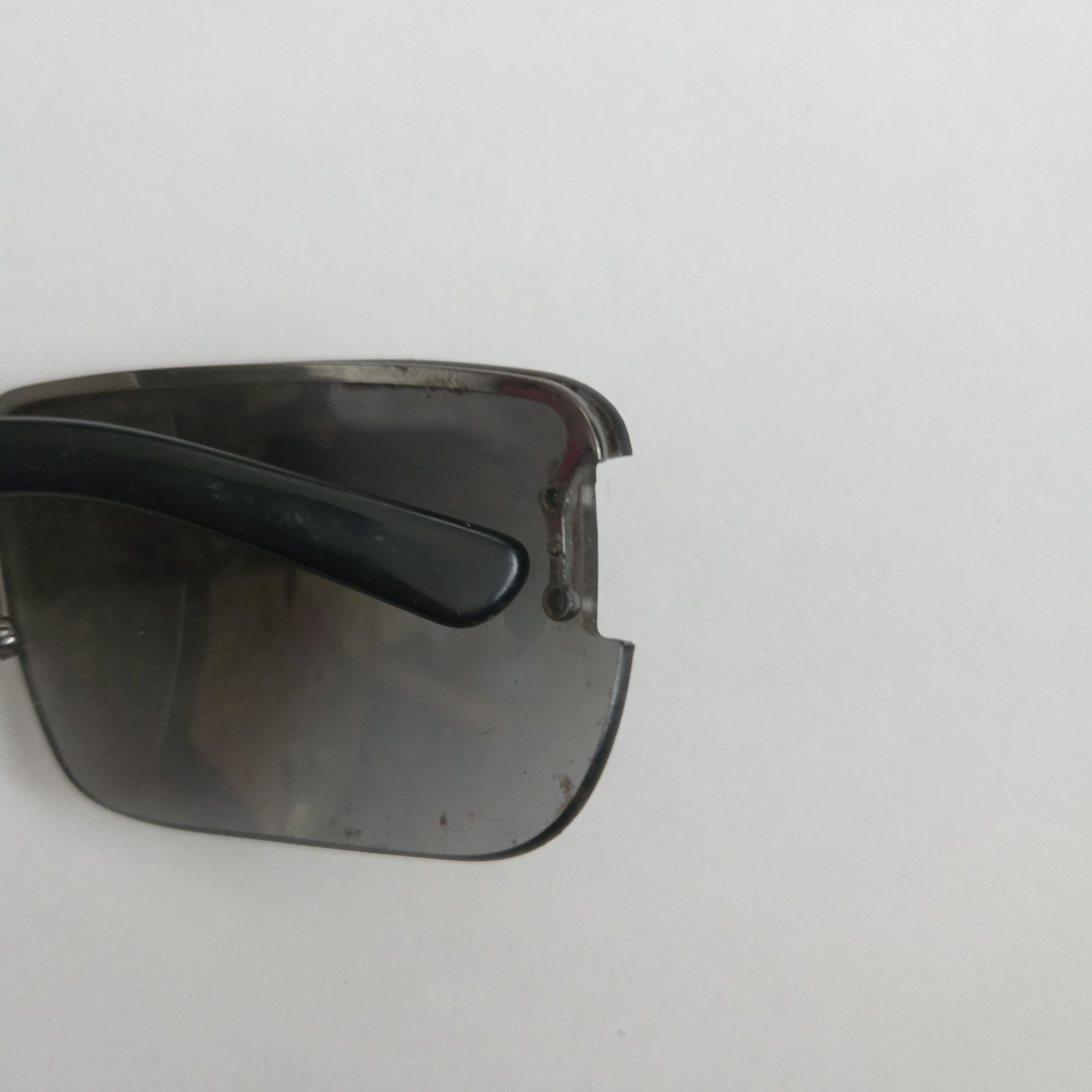 Gucci Sunglasses Frames Only Flawed For Repair Mi… - image 3