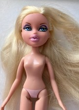Bratz Doll Sleep-Over Cloe 2011