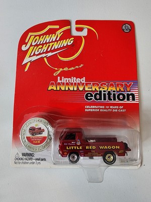 JOHNNY LIGHTNING TENTH ANNIV. BILL MAVERICK DODGE LITTLE RED WAGON WHEELSTANDER