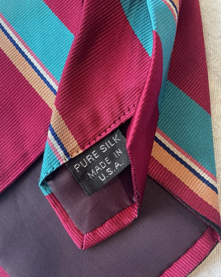 Corbata de seda vintage años 90 colección Churchill rosa verde azulado a rayas hecha en EE. UU. Foto 4 de 4