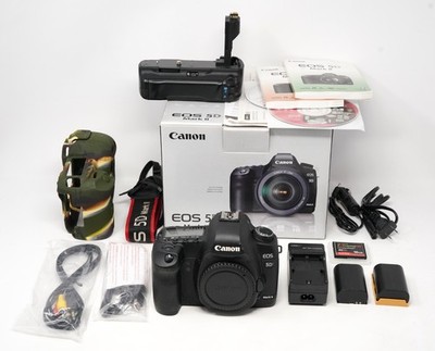 Canon EOS 5D Mark II 21.1MP Full Frame DSLR Camera Body Bundle 30k Shutter Count