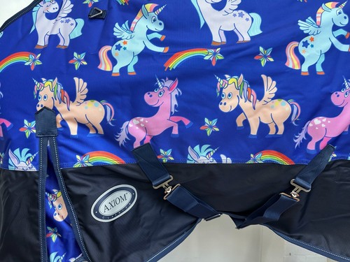 AXIOM 1800D BALLISTIC RAINBOW UNICORN 220g W/P WINTER HORSE RUG - 5' 6" - Picture 2 of 8