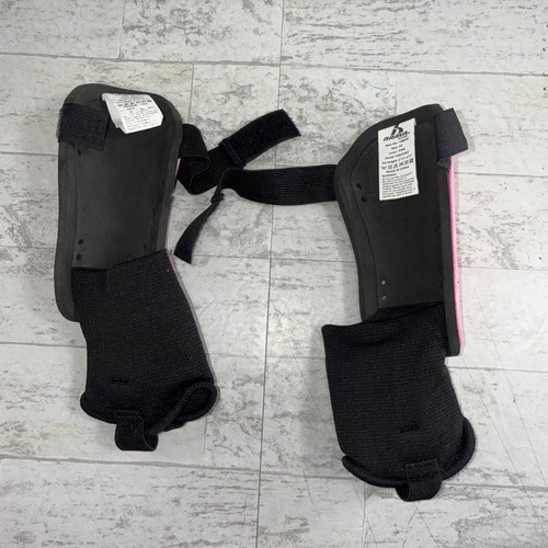 Brava Soccer Youth Shin Guards Stirrup Style Pink XS for Height 3'-11" to 4'-7" - Picture 4 of 7
