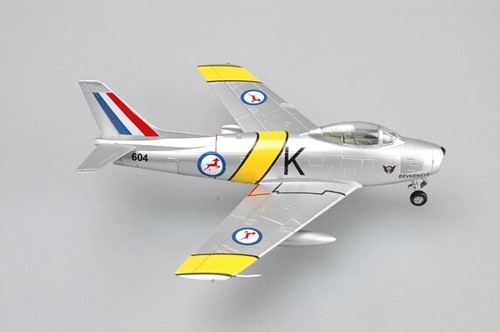 Trumpeter EASY MODEL 1/72 F-86F Sabre South African Air Force 37100 - Picture 3 of 5