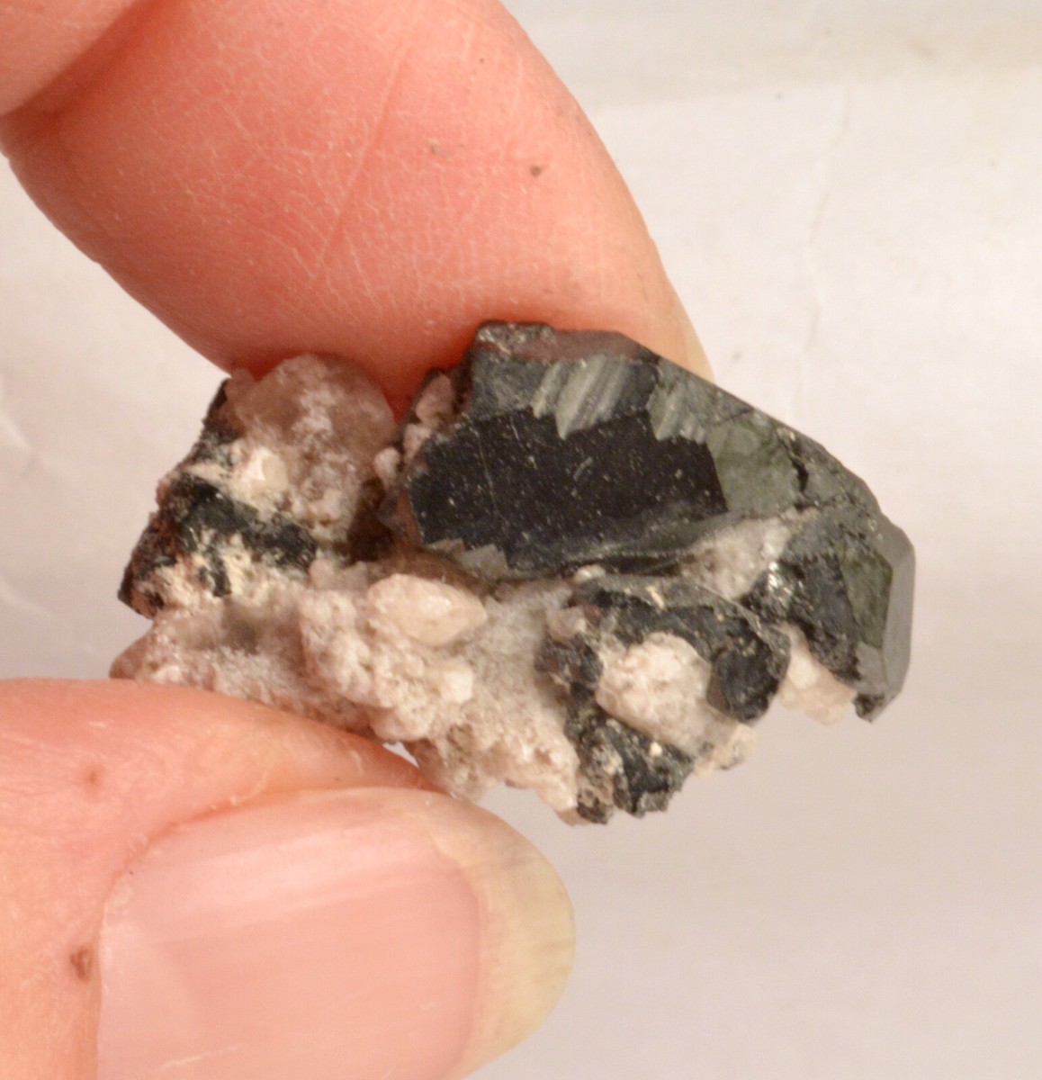 11,281 Bixbyite - Thomas Range, Juab Co., Utah | eBay