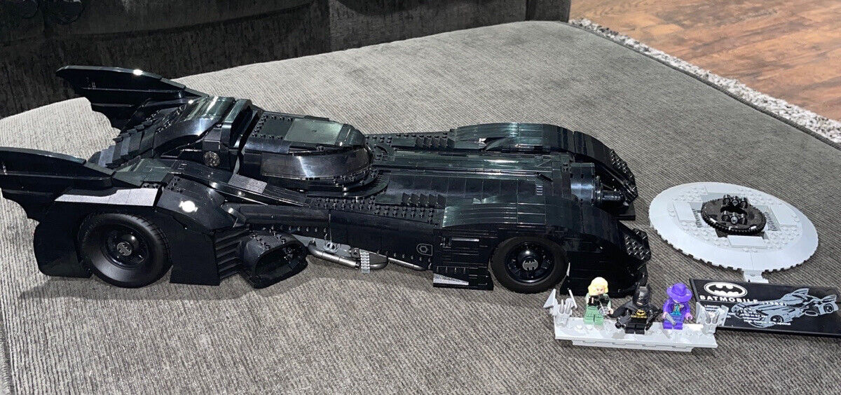 99% COMPLETE LEGO DC 1989 Batmobile Set (76139) -& Minifigs🦇