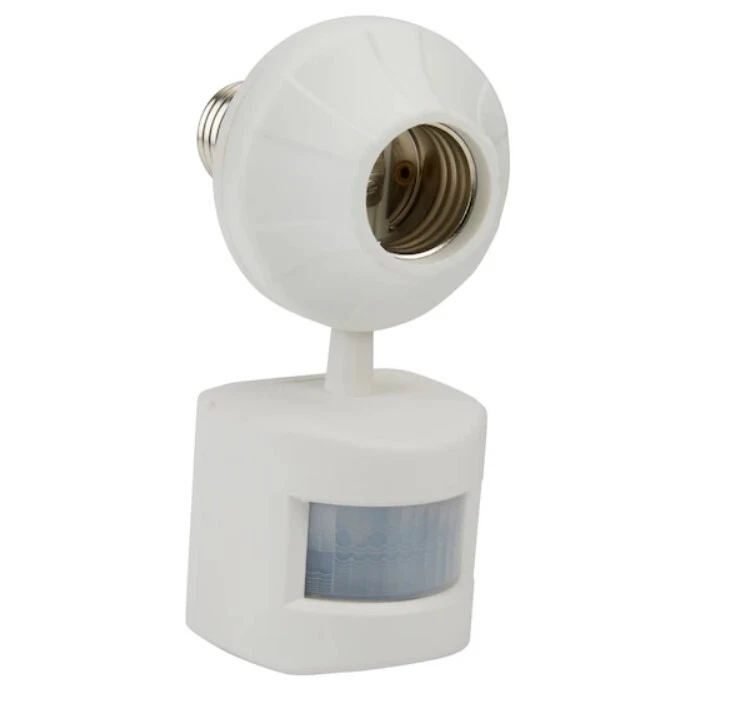 Utilitech White Electrical Outlet Halogen Outdoor Motion Activated