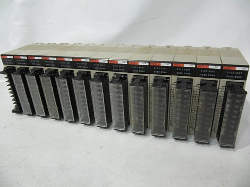 Omron PLC 16 Pt 24VDC Input Unit ID212 C200H-ID212