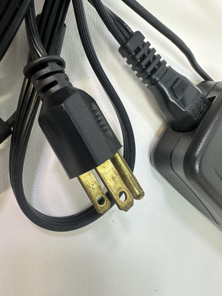 ADAPTADOR AC COMPAQ COMPUTER CORPORATION SERIE 2862 217984-001 Foto 3 de 4