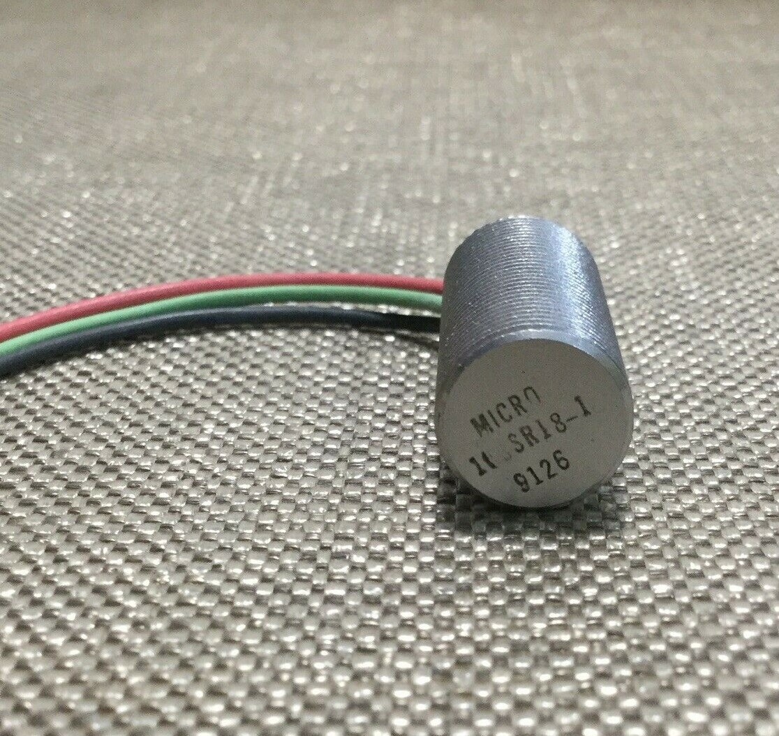 Honeywell 103SR18-1 Micro Switch Hall Effect Magnetic Sensor NOS [M21E]