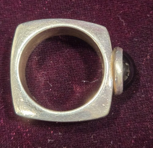 Chunky STERLING SILVER (925) BLACK ONYX RING Size 8 - Picture 8 of 11