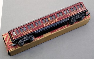 Marklin Vintage Tin Plate  HO 353 MITROPA SCHLAFWAGEN with Original Box