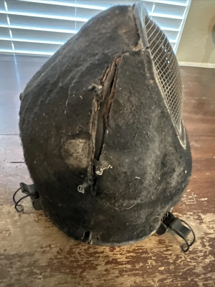 VOLKSWAGEN EUROVAN 1996-2004 - Carcasa filtro aire cabina 701815915C OEM. D Foto 2 de 4