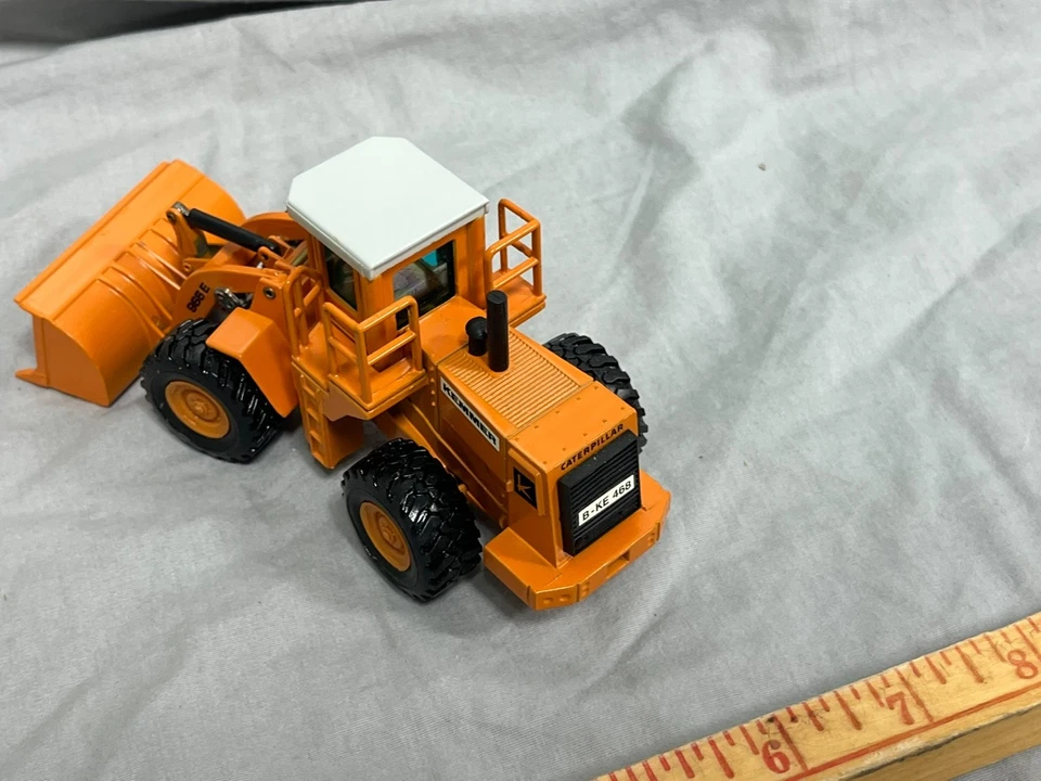 Caterpillar CAT 966E Wheel Loader "KEMMER" 1:50 NZG #237 - MIB Orange Paint 966 - Image 3 of 4