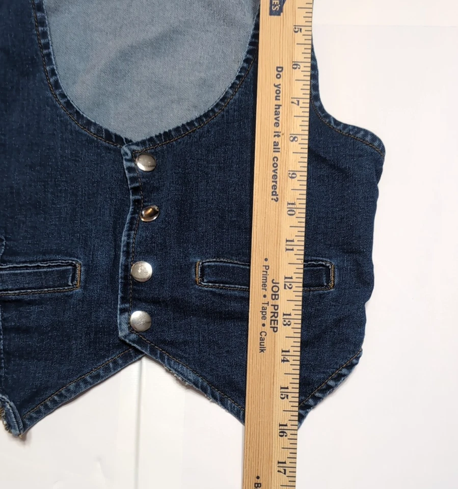 Chaleco Boohoo Denim Chaleco EE. UU. 4/Reino Unido 8 Dobladillo Crudo Botón Frontal Mezcla de Algodón Foto 4 de 4