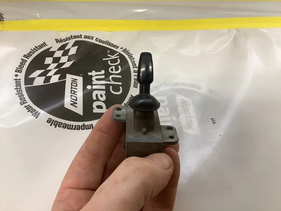 Interruptor de faros Mopar E Body Cuda Challenger 2947305 Foto 3 de 3