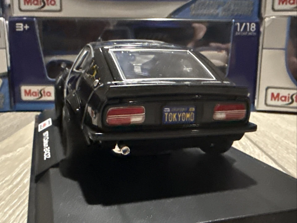 All new -  1971 Datsun 240Z - BLACK- Diecast 1/18 Scale. New In Box. - Image 4 of 4