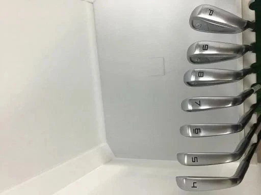 TaylorMade P7CB 2024 Iron Set 4-9,Pw 7pc Flex Stiff RAUNE i90 Graphite - Image 3 of 4