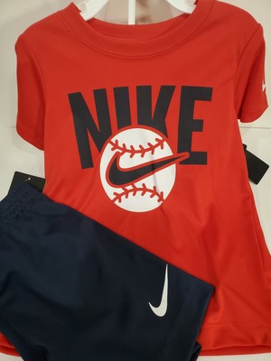red nike shorts outfit