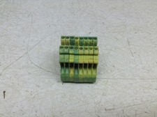 Phoenix Contact UT2,5-PE Green Yellow Wire Terminal UT25PE UT 2.5 Lot of 8 (TBI)