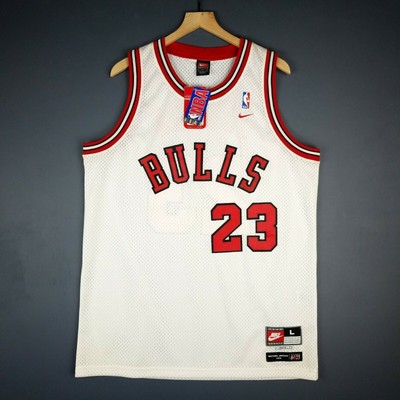 nba jersey swingman vs authentic