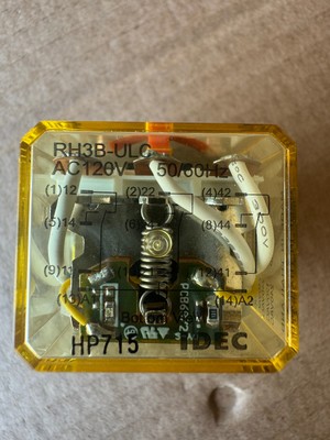 Eaton RH3B-ULC Relay 10A 240VAC/30VDC, 120VAC Coil New Free Shipping