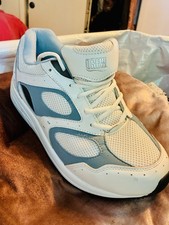 Drew Flare women s Sneaker 10.5 WW